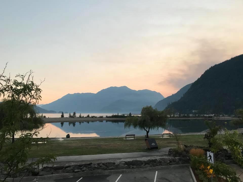 Spring Villa Hotel Harrison Hot Springs Buitenkant foto