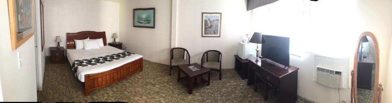 Spring Villa Hotel Harrison Hot Springs Buitenkant foto